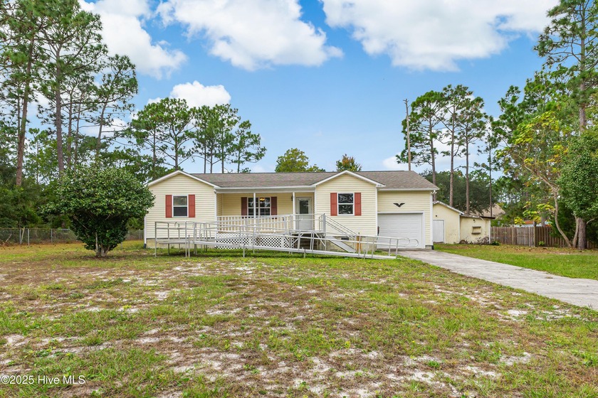 Looking for a Big Private Yard and a nice Handicapped equipped - Beach Home for sale in Southport, North Carolina on Beachhouse.com