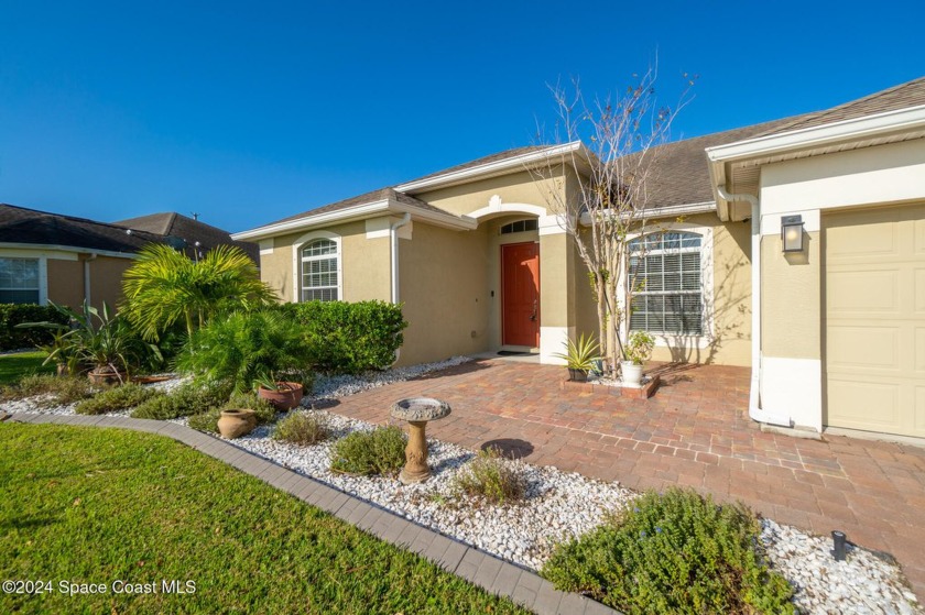 Welcome to this amazing pool and spa home in the gated, golf - Beach Home for sale in Melbourne, Florida on Beachhouse.com