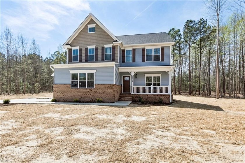 Beautiful completed new construction home with amazing - Beach Home for sale in Gloucester, Virginia on Beachhouse.com