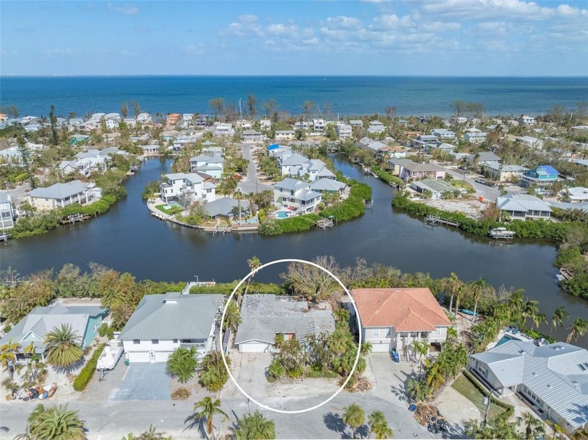 Don't miss out on this great opportunity to remodel or rebuild - Beach Home for sale in Anna Maria, Florida on Beachhouse.com