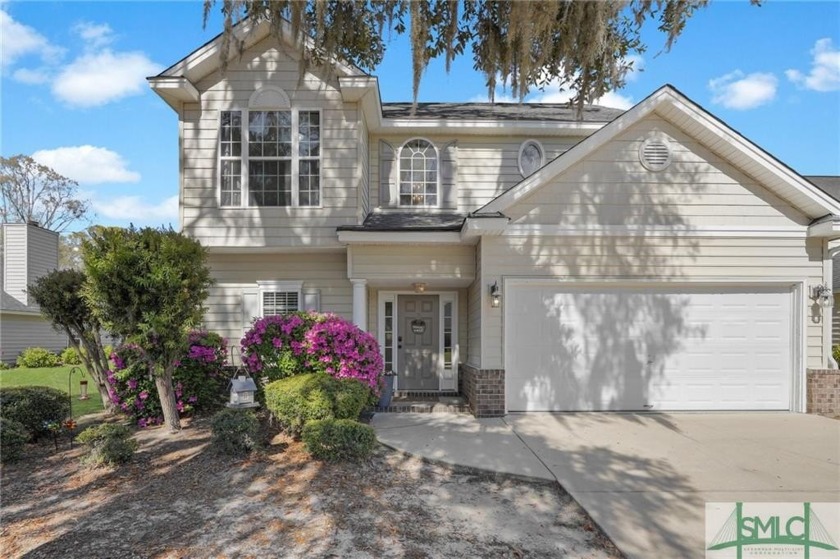 Welcome to 175 Oak Ridge in Richmond Hill! This updated 3 bed, 2 - Beach Home for sale in Richmond Hill, Georgia on Beachhouse.com
