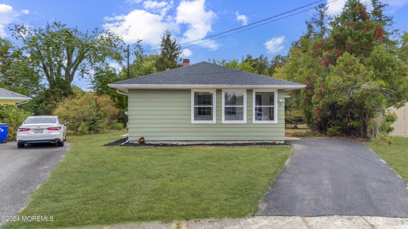 Home Sweet Home!! Completely renovated and beautiful 2 Bedroom - Beach Home for sale in Toms River, New Jersey on Beachhouse.com