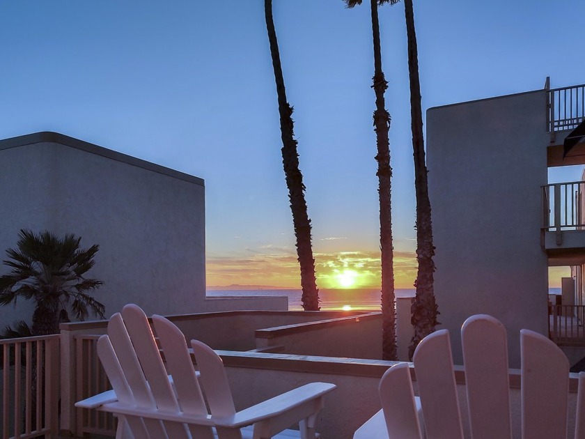 Imagine waking to the soothing sound of waves and the ocean - Beach Condo for sale in Huntington Beach, California on Beachhouse.com