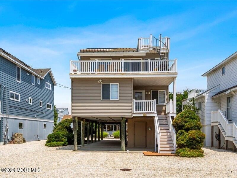 Don't miss your opportunity to own this fully furnished 4 - Beach Home for sale in Beach Haven, New Jersey on Beachhouse.com