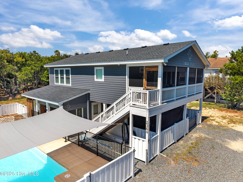 Like-new coastal retreat in the sought-after 4x4 beaches of - Beach Home for sale in Corolla, North Carolina on Beachhouse.com
