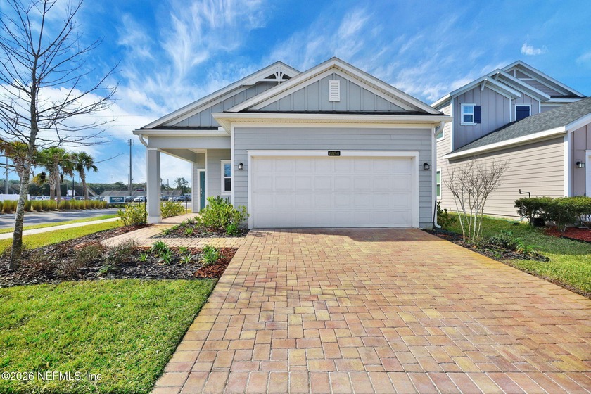 Looking for a newer home that blends comfort, location and - Beach Home for sale in Jacksonville, Florida on Beachhouse.com