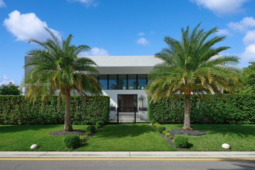 Exquisite oasis nestled in Miami Beach's prestigious Hibiscus - Beach Home for sale in Miami Beach, Florida on Beachhouse.com