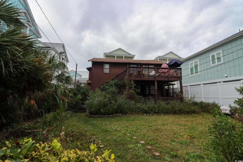 Welcome to 205 29th Ave N, a  4-bedroom, 2.5-bathroom duplex - Beach Home for sale in North Myrtle Beach, South Carolina on Beachhouse.com