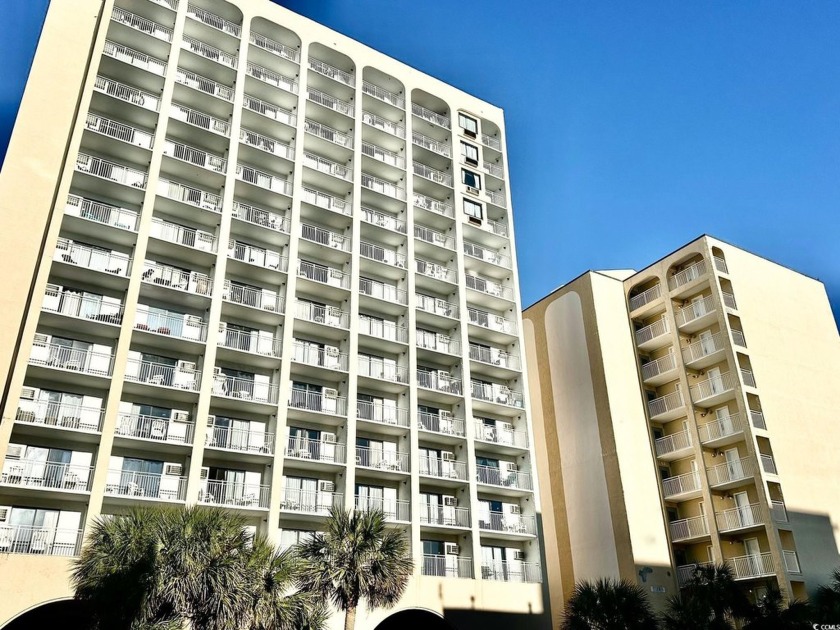 Welcome to this beautiful ocean view efficiency. This unit is - Beach Condo for sale in Myrtle Beach, South Carolina on Beachhouse.com