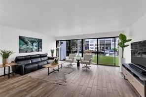 THIS STUNNING GROUND FLOOR UNIT HAS BEEN TOTALLY RENOVATED IN - Beach Condo for sale in Pompano Beach, Florida on Beachhouse.com