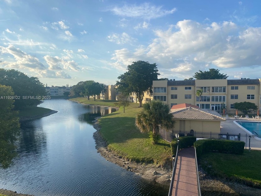 Enjoy peaceful lake views from the 3rd floor in this charming - Beach Condo for sale in Tamarac, Florida on Beachhouse.com