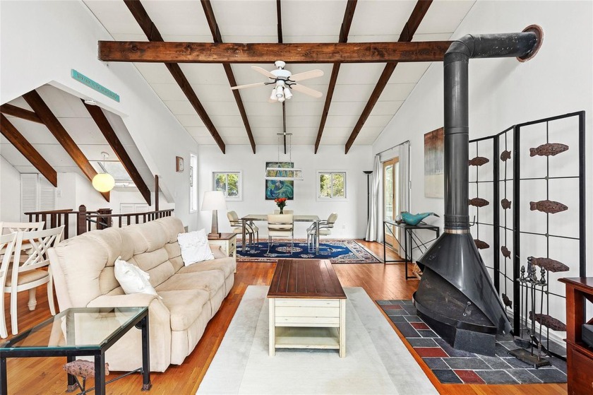 Escape to this private beach retreat in the Amagansett Dunes - Beach Home for sale in Amagansett, New York on Beachhouse.com