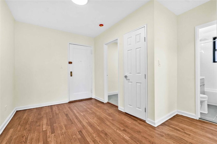 **Charming Newly Renovated 1-Bedroom Coop Near Lefferts Garden** - Beach Home for sale in Brooklyn, New York on Beachhouse.com