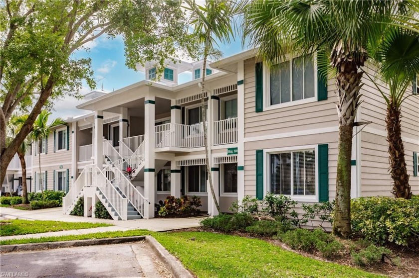 Tranquil golf course views.  1 minute walk to 2 golf courses and - Beach Home for sale in Naples, Florida on Beachhouse.com