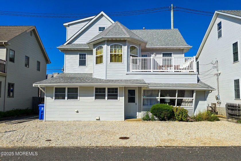 Welcome to 34 S Surf Road, a spacious 5-bedroom, 3-bath home - Beach Home for sale in Lavallette, New Jersey on Beachhouse.com