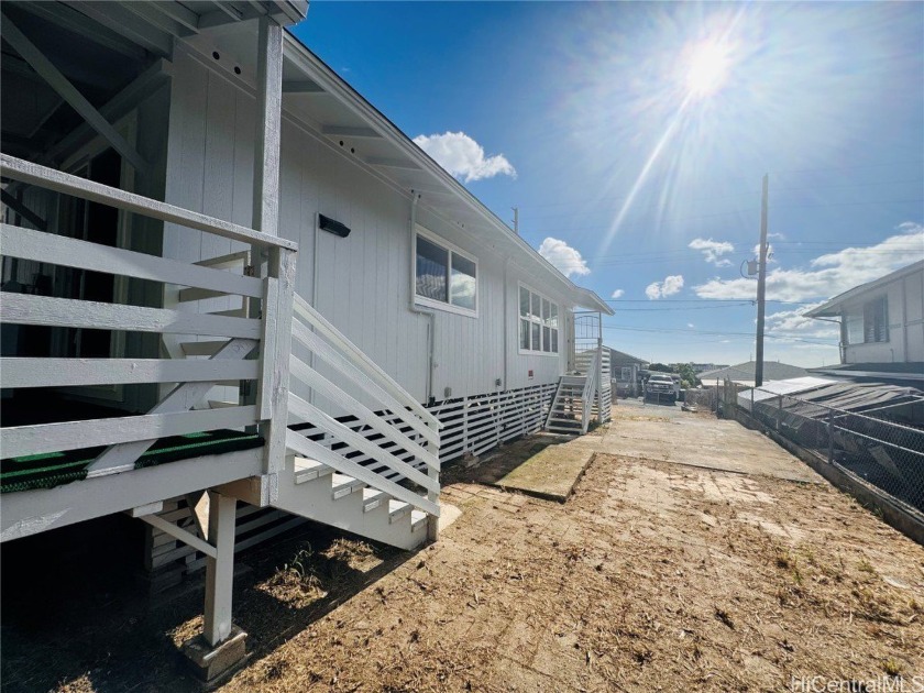 This beautifully renovated 3-bedroom, 1-bathroom house sits on - Beach Home for sale in Honolulu, Hawaii on Beachhouse.com