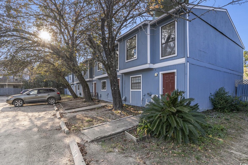 This 2-bedroom, 1.5-bath condo is just minutes from the beach - Beach Condo for sale in Myrtle Beach, South Carolina on Beachhouse.com