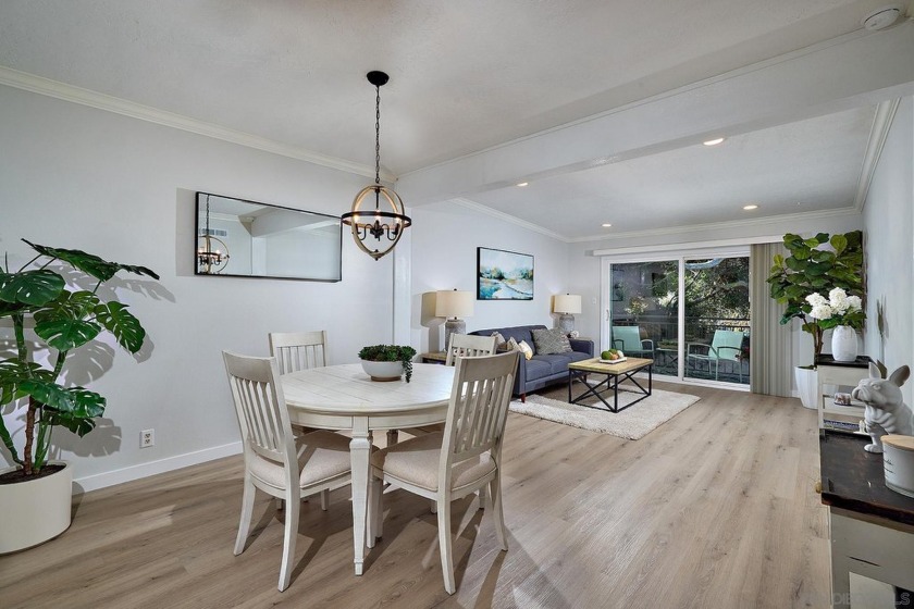 This top-floor, end-unit condo is a prime chance to enjoy - Beach Home for sale in Encinitas, California on Beachhouse.com