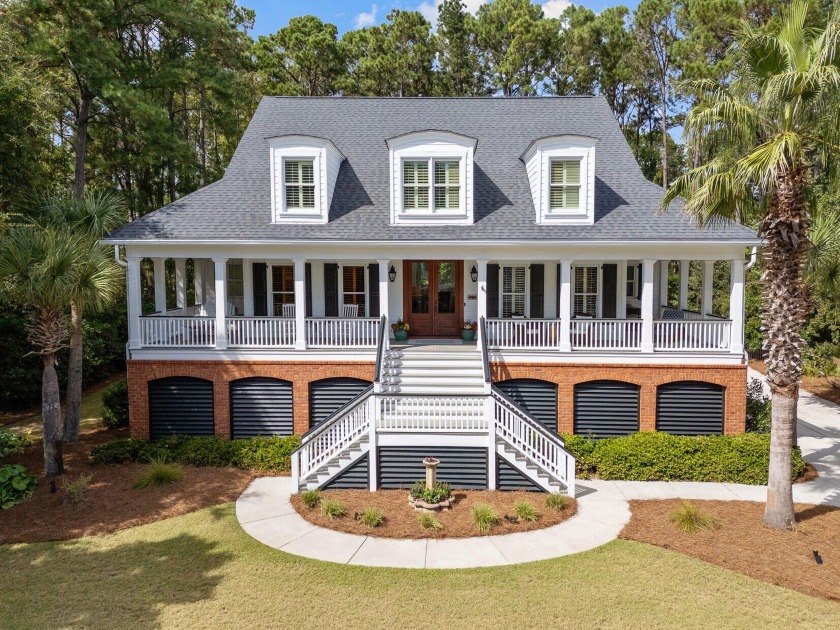 Convenience. Privacy. Peaceful. Lovingly  maintained & updated - Beach Home for sale in Mount Pleasant, South Carolina on Beachhouse.com