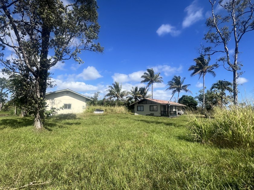 Incredibly rare! 2 homes on one large lot (18,037 SF) Fully - Beach Home for sale in Pahoa, Hawaii on Beachhouse.com