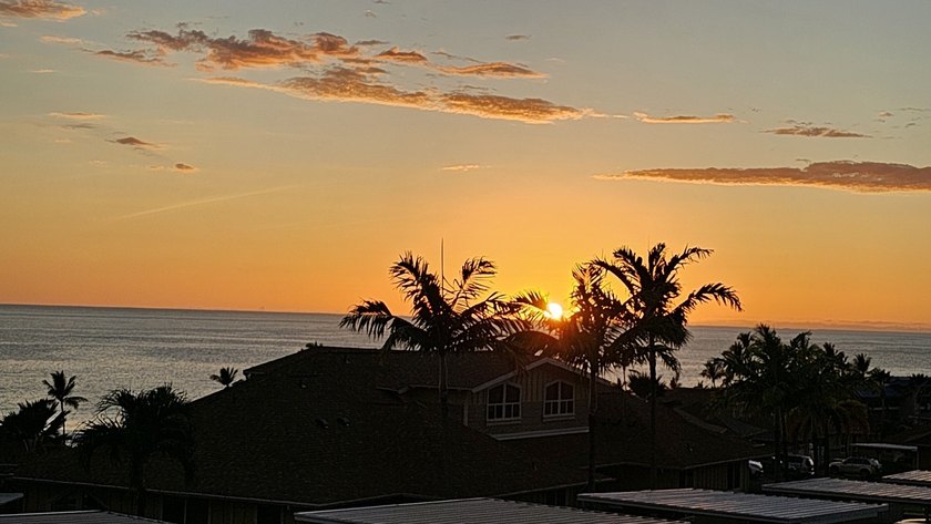 Location, Location, Location - Ocean View Living in Kona - Beach Condo for sale in Kailua Kona, Hawaii on Beachhouse.com