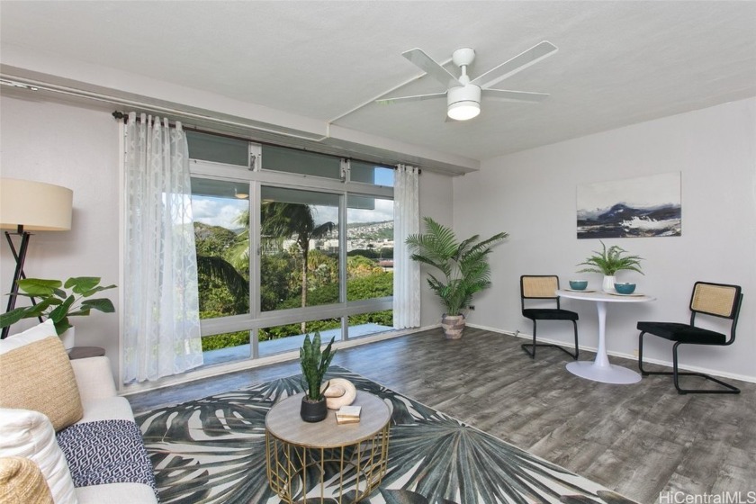 100% Hurricane Insured and priced to sell! Spacious & move-in - Beach Condo for sale in Honolulu, Hawaii on Beachhouse.com