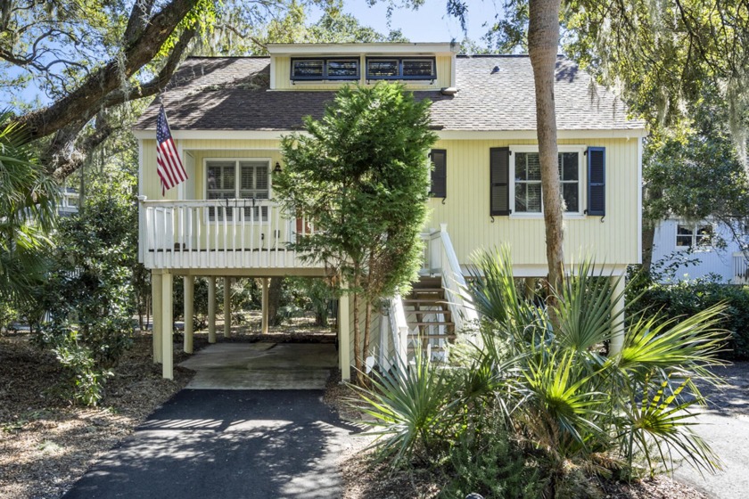 Stunning quintessential single family elevated beach cottage - Beach Home for sale in Seabrook Island, South Carolina on Beachhouse.com