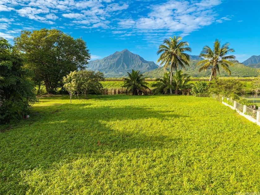 Build Your Kailua Dream Home against the backdrop of the - Beach Lot for sale in Kailua, Hawaii on Beachhouse.com