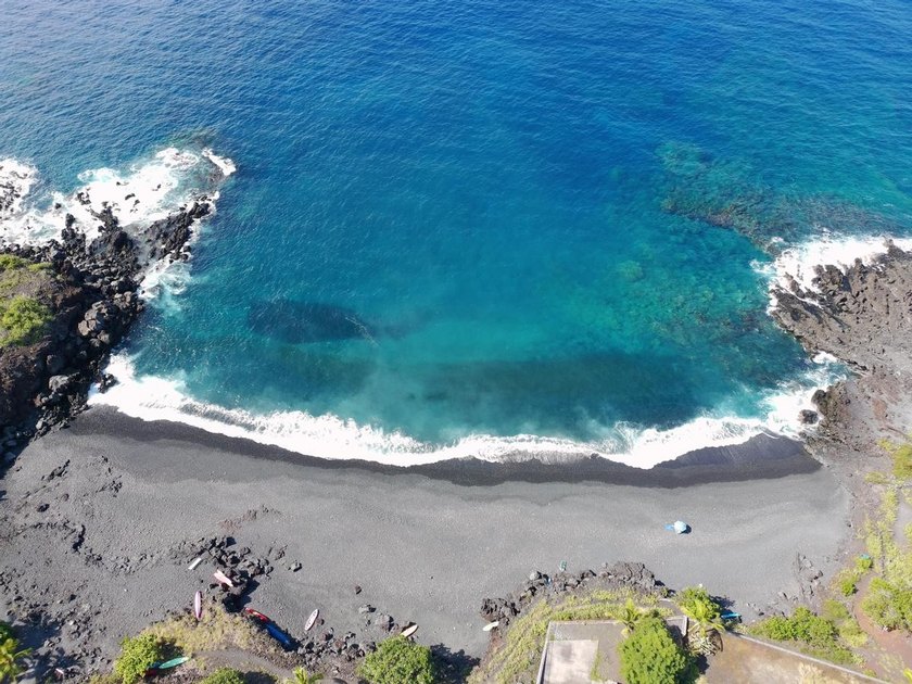 69.41 ACRES (6 lots) FROM HWY TO THE OCEAN. SURF & SUNSET VIEWS - Beach Acreage for sale in Captain Cook, Hawaii on Beachhouse.com