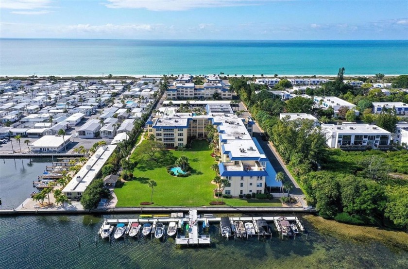 This beautifully renovated 2-Bedroom, 2-Bathroom Condo at Beach - Beach Condo for sale in Longboat Key, Florida on Beachhouse.com