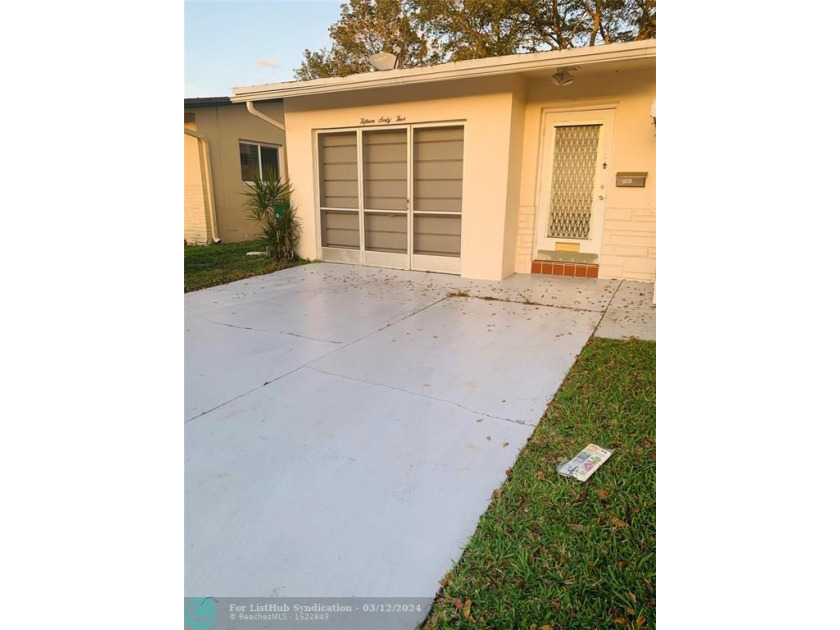 THIS  2 BEDROOM 1 BATH HOME, A MUST SEE IN PARADISE GARDEN, AN - Beach Home for sale in Margate, Florida on Beachhouse.com
