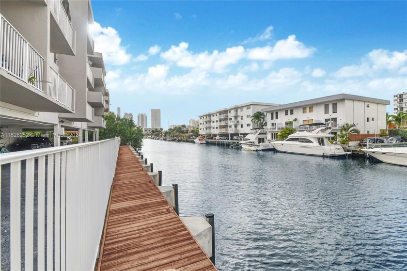 Exceptional location in Eastern Shores Community in North Miami - Beach Condo for sale in North Miami Beach, Florida on Beachhouse.com