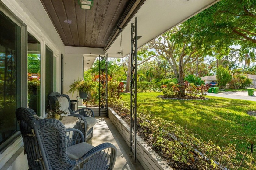 Experience the allure of this beautifully updated 1,472 sq. ft - Beach Home for sale in Sarasota, Florida on Beachhouse.com