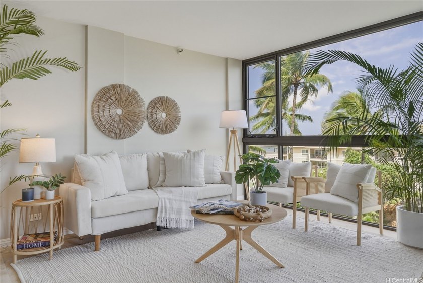 A gorgeous, breezy light-filled space is yours with this - Beach Condo for sale in Kailua, Hawaii on Beachhouse.com