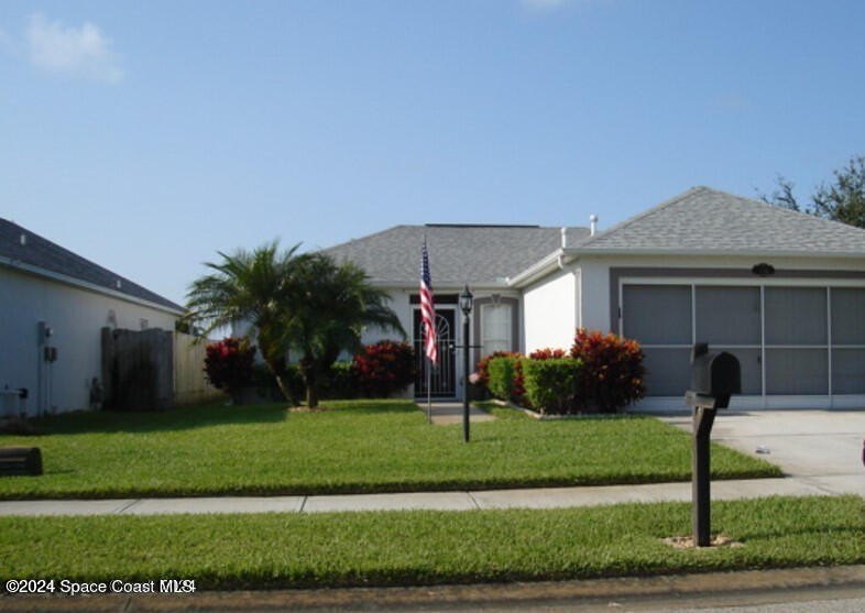 Discover relaxed lakefront living in Meadow Lake with this - Beach Home for sale in Melbourne, Florida on Beachhouse.com