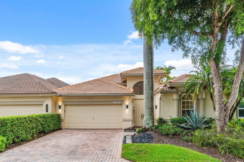 This beautifully renovated single-story home combines modern - Beach Home for sale in Delray Beach, Florida on Beachhouse.com