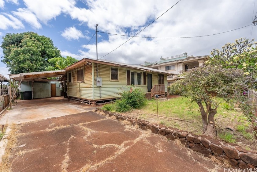 Welcome to 94-1155 Limahana Street, your chance to customize - Beach Home for sale in Waipahu, Hawaii on Beachhouse.com