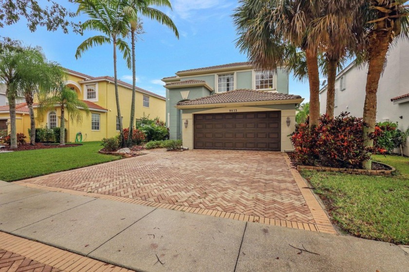 Gorgeous four-bedroom, 2.5-bath home nestled in the prestigious - Beach Home for sale in Wellington, Florida on Beachhouse.com