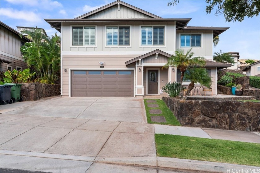 This one shows like a model home. It is 100% *Move in Ready* and - Beach Home for sale in Kapolei, Hawaii on Beachhouse.com