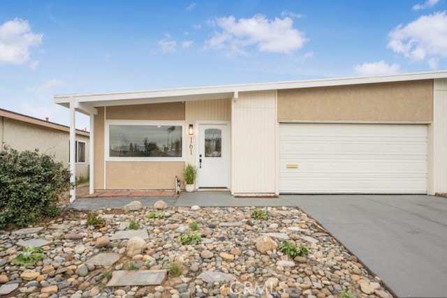 Welcome to this beautifully refreshed semi-detached home in a - Beach Home for sale in Grover Beach, California on Beachhouse.com