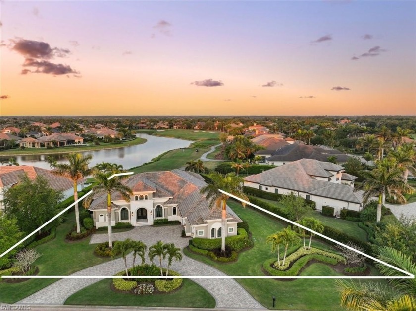 LAKE FRONT WITH IMMEDIATE ACCESS TO GOLF MEMBERSHIP. Just pay - Beach Home for sale in Naples, Florida on Beachhouse.com