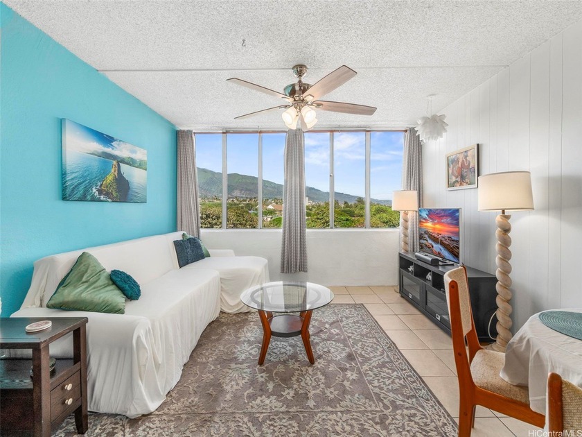 Rare top-floor unit at Harbor Lights! This 2-bedroom, 1-bath - Beach Condo for sale in Kahului, Hawaii on Beachhouse.com