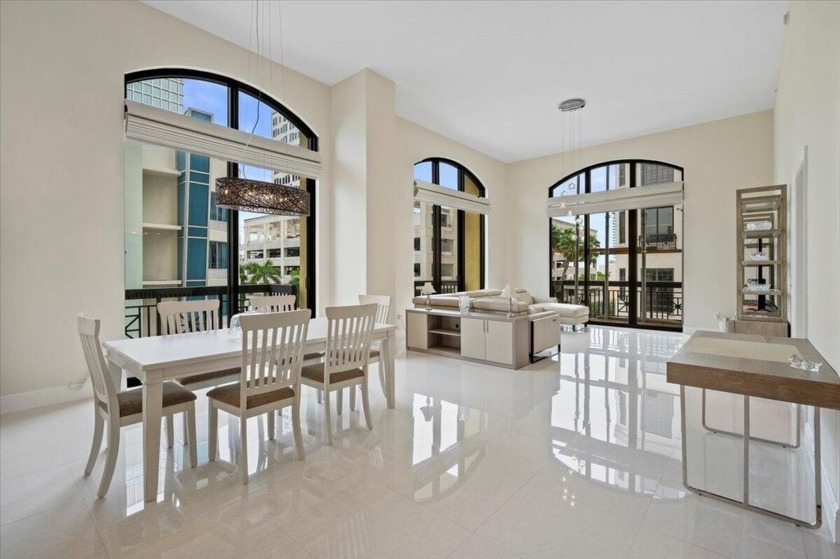 Stunning SE corner unit with soaring 14-ft ceilings, tray - Beach Condo for sale in West Palm Beach, Florida on Beachhouse.com