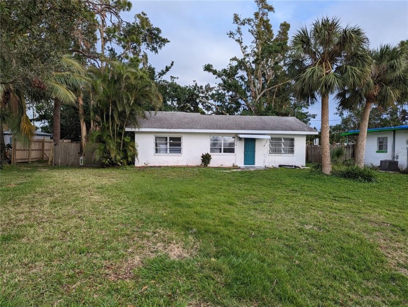 Location, Location, Location!!!!!  2/2 within walking distance - Beach Home for sale in Englewood, Florida on Beachhouse.com