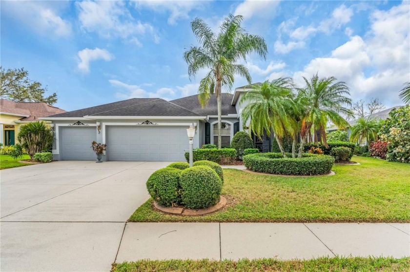 Under contract-accepting backup offers. WELCOME TO YOUR DREAM - Beach Home for sale in Bradenton, Florida on Beachhouse.com