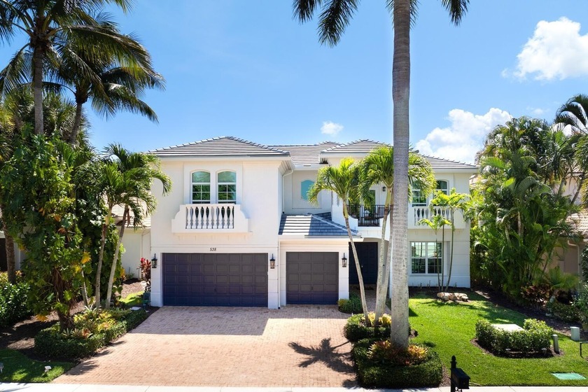 Live luxuriously on the 16th green of the Arnold Palmer - Beach Home for sale in Palm Beach Gardens, Florida on Beachhouse.com