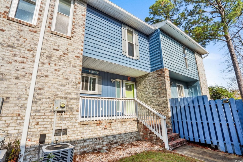 Discover coastal living at its best!!  This freshly painted - Beach Townhome/Townhouse for sale in North Myrtle Beach, South Carolina on Beachhouse.com