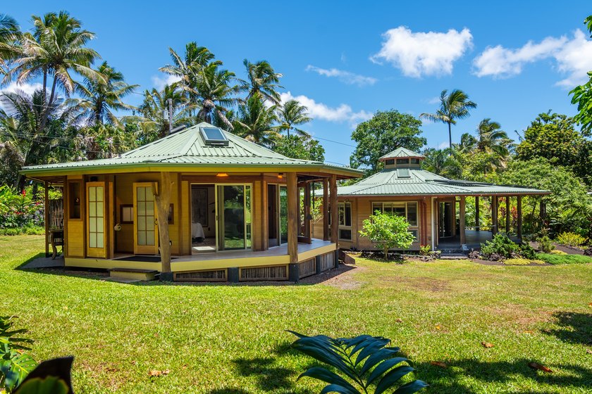 Sacred Sanctuary in Kehena: A Masterpiece of Sustainable Design - Beach Home for sale in Pahoa, Hawaii on Beachhouse.com