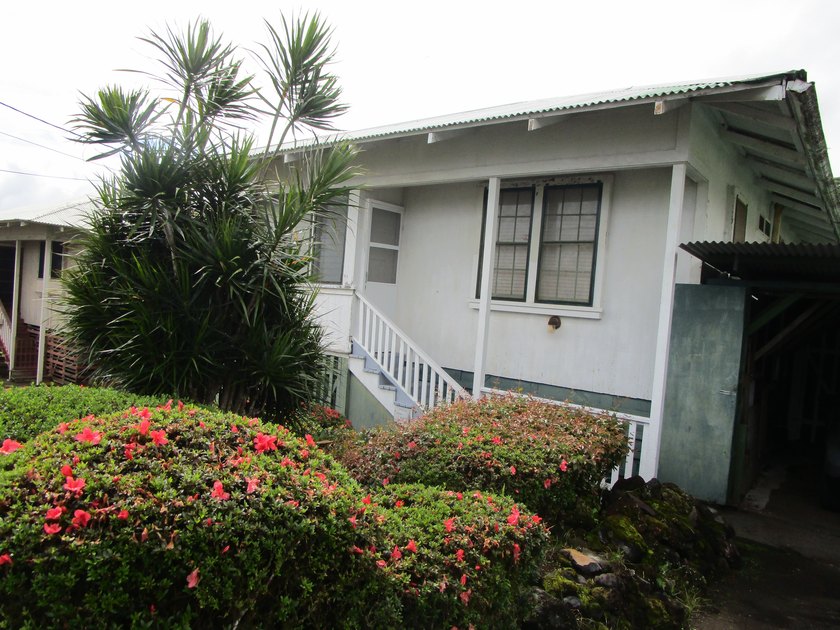 Lovely classic Hawaiian home built in the 1940's with high - Beach Home for sale in Pepeekeo, Hawaii on Beachhouse.com