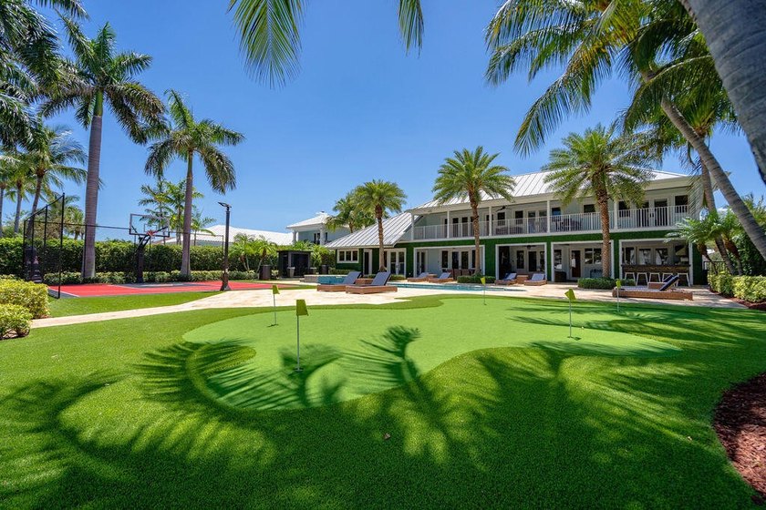 Rare opportunity to own nearly 20,000 SF of direct Intracoastal - Beach Home for sale in Lighthouse Point, Florida on Beachhouse.com